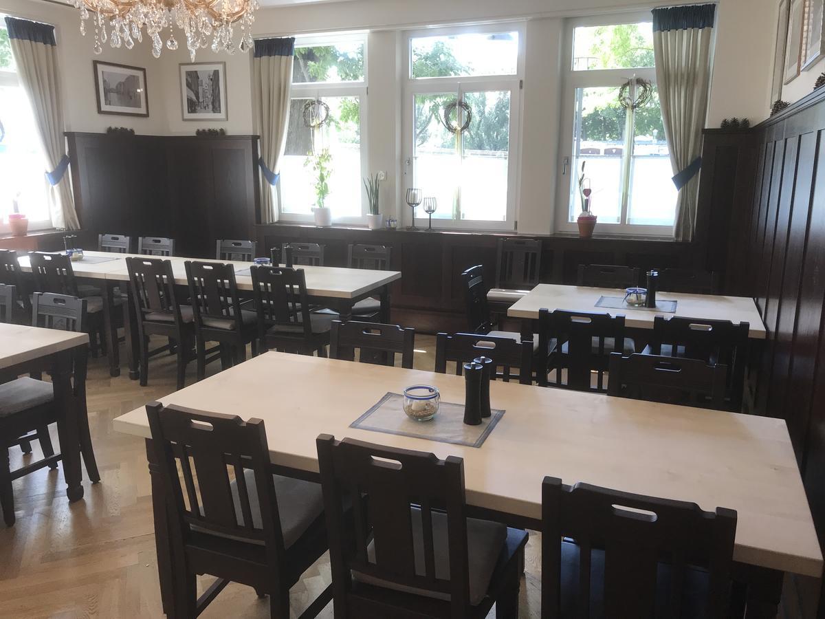 Brauereigaststatte Spitalgarten Regensburg Buitenkant foto