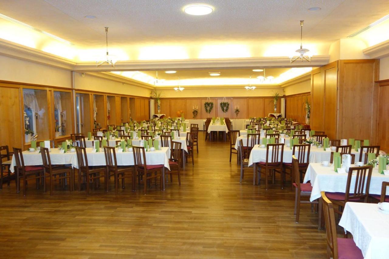 Brauereigaststatte Spitalgarten Regensburg Buitenkant foto